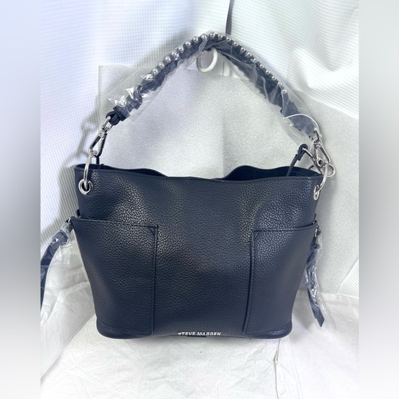 Steve Madden Bsammy Bucket Bag. Black/ Silver. - Picture 3 of 17